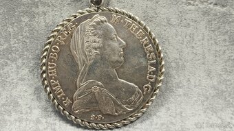 Velká stříbrná mince - tolar Marie Terezie privesok - 2