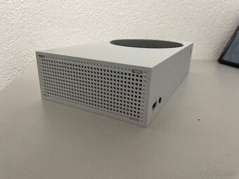 Predám xbox one S - 2