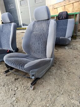 Semišovy interiér sedačky a tapacire - 2