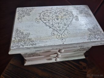 Sperkovnica drevena - 2