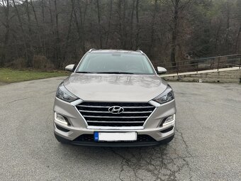 Hyundai Tucson - 2