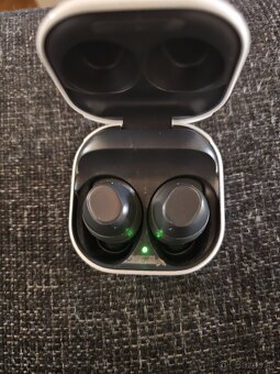 Samsung buds FE - 2