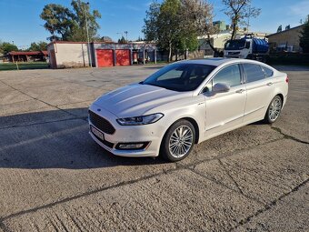Ford Mondeo Vignale Hybrid - 2