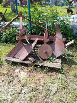 Pluh za traktor - 2
