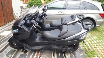 Suzuki burgman 400 , Honda silver wing 600 - 2