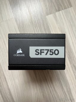 Corsair SF750 - 2