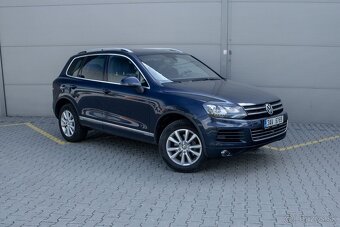Volkswagen Touareg - 2
