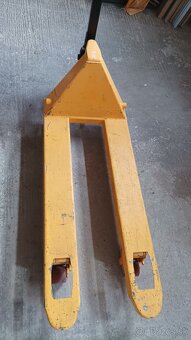 Paletovy vozík 2 t - 2