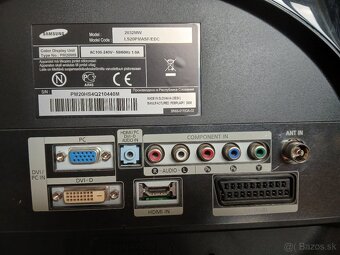Predám starší malý televízor Samsung - 2