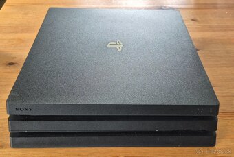 Playstation 4 Pro 1TB - 2