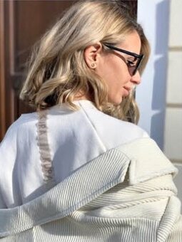 KRÁSNA MIKINA slovenskej značky KURA COLLECTION - 2