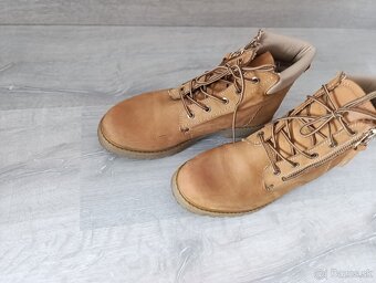 Dámske kožené topánky STRADIVARIUS -veľ. 40 - 2