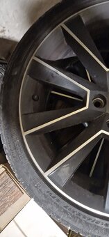 ŠKODA SAVIO 5x100 R17, PNEU NEXEN 215/40-17 - 2