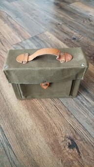Stará retro vojenská bednička - 2