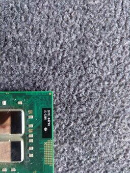 procesor Intel® Core™ i5 520M z notebooku - 2