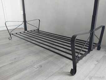 Stojan , kovový vešiak - 2