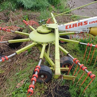 Zhrňovač sena claas liner 330S - 2