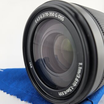 Sony E 70-350mm f/4.5-6.3 G OSS - 2