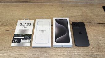 Apple iPhone 15Pro Max 512GB Black Titanium - 2