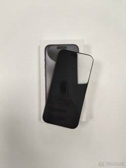 iPhone 15 Pro 256GB - 2