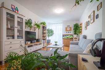 Na predaj krásny 3-izbový byt v širšom centre Popradu - 2
