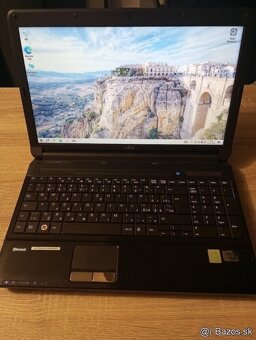 15,6" notebook Fujitsu Lifebook AH530 / 4GB/128GB TOP stav - 2