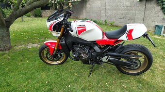 YAMAHA XSR 900 - 2