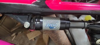 Predám horský bicykel Specialized – veľkosť L - 2