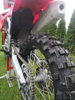 Honda CRF 450R, r.v. 2024 se startérem. - 2