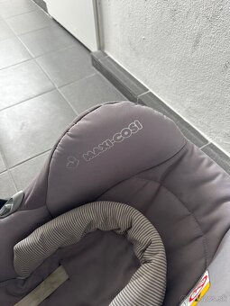 Autosedačka - vajíčko - 2