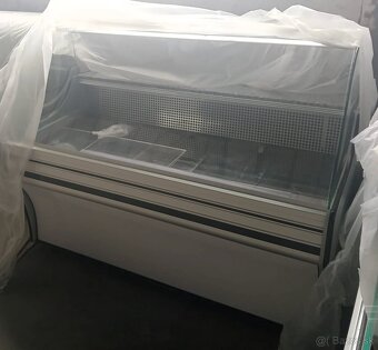 Vitrínová chladnička - 2