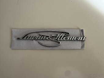 Laurin & Klement nápisy chrómové - 2