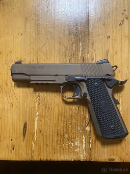Sig Sauer 1911 Emperor 45. ACP - 2