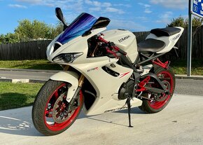 Triumph Daytona 675 (STK do 1.7.2029) - 2