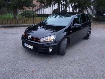 Volkswagen Golf VI 2.0tdi - 2