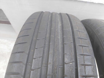 2x Pirelli 245/45R20 - 2
