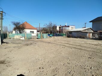 Pozemok vo Vlčanoch v časti Somola - 2