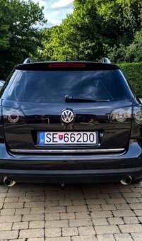 Volkswagen Passat - 2