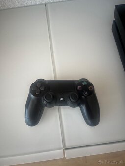 PS 4 - 2