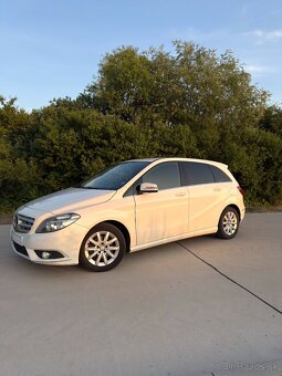 Mercedes-Benz B200 CDI - 2