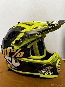Motocross helma - 2