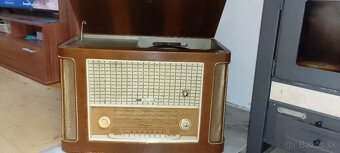 Staré radia - 2