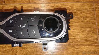 Predam 3ks ovladanie klimatizacie Clio IV / Captur 275108796 - 2