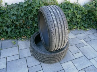 Predám 2x letné pneu Goodyear 245/35 R20 95YXL - 2