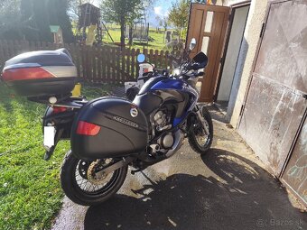 Honda Transalp 700 - 2