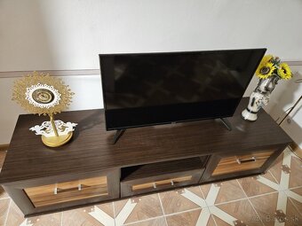 ECG LED TV - uhlopriečka 101 cm - 2