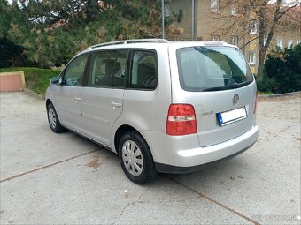 Volkswagen Touran 1,9 TDI Comfortline - 2
