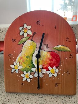 Nástenné hodiny drevené - 2