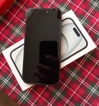Predám iPhone 15 – 128 GB - 2