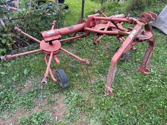 Predam obracacku na seno - 2